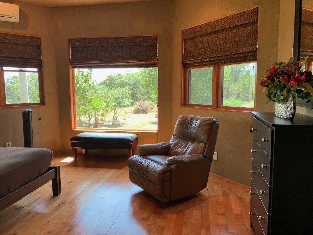 הוילה ניו בראונפלס Scenic Hill Country Retreat - Rhino Ranch מראה חיצוני תמונה
